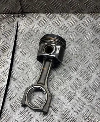 BMW X3 F25 Piston with connecting rod