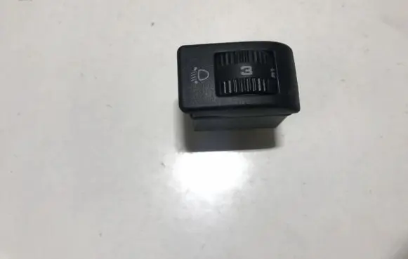 Seat Toledo I (1L) Headlight level height control switch 1l0941333