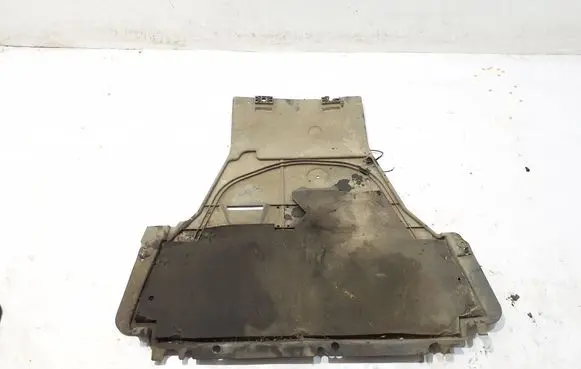 Renault Fluence Engine splash shield/under tray 758900024R