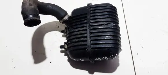 Intake resonator