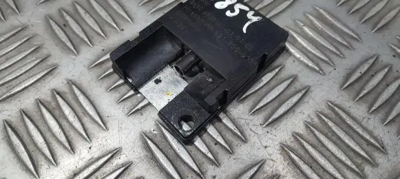 BMW 3 E46 Antenna control unit 8450692846101 84506928461-01
