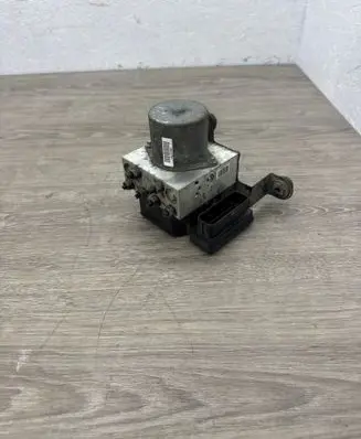 Volkswagen Tiguan ABS Pump 5N0614109Q