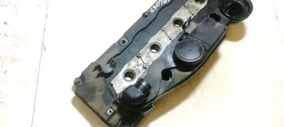 Audi A6 S6 C6 4F Rocker cam cover 03l103469l
