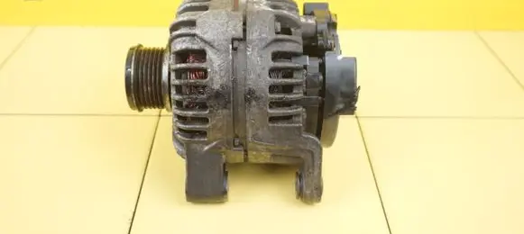 Opel Corsa D Generator/alternator F00M144160 A14NEL