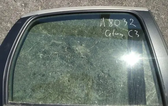 Citroen C3 Rear door window glass