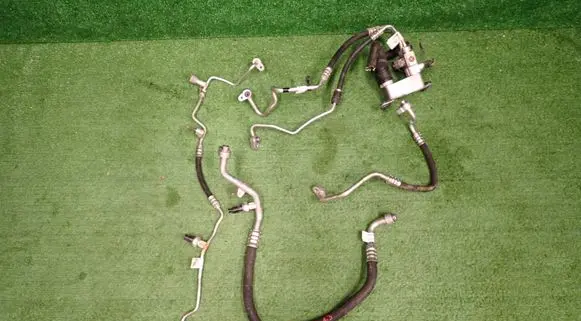 Mercedes-Benz GLA H247 Air conditioning (A/C) pipe/hose 
