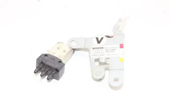 Nissan Juke I F15 Turbo solenoid valve 284L4BV80A