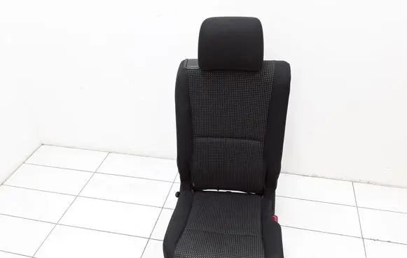 Toyota Corolla Verso AR10 Second row seats 