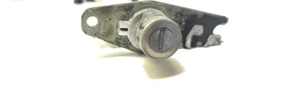 Chevrolet Captiva Tailgate exterior lock 