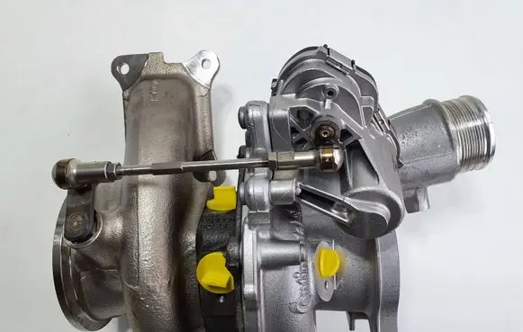 Volkswagen Golf VIII Turbo 140122043544 059145703F A2C10709606