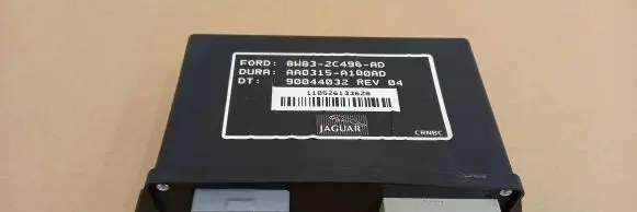 Jaguar XF X250 Hand brake control module 8W832C496AD AA0315A100AD 90044032
