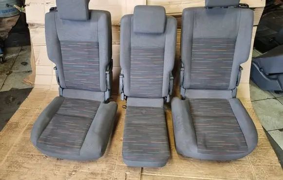 Ford C-MAX I Second row seats 
