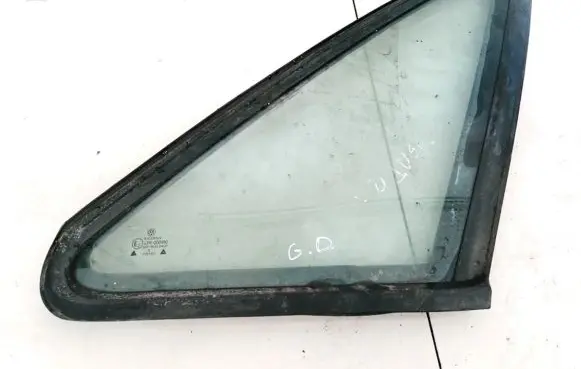 Volkswagen PASSAT B3 Rear side window