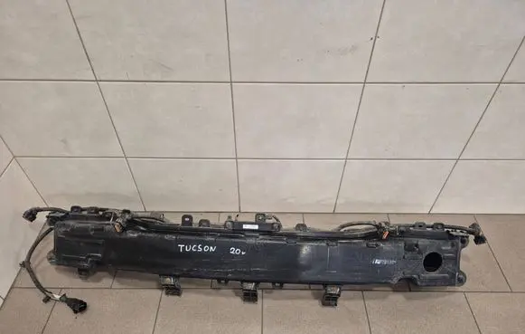 Hyundai Tucson TL Rear bumper support beam 86630D7800 86630D7000