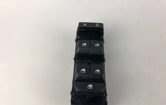 KIA Sportage Electric window control switch 93571R2700 93571-R2700