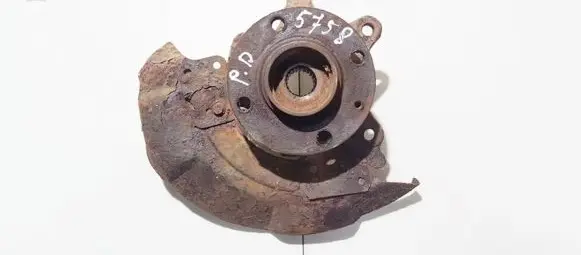Volkswagen PASSAT B3 Front wheel hub
