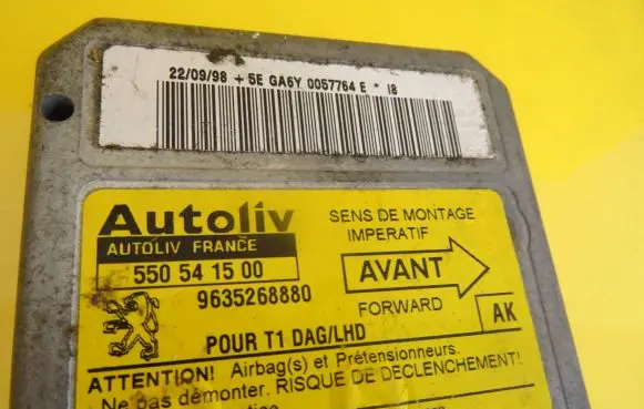Peugeot 206 Airbag control unit/module 9635268880 550541500