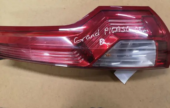Citroen C4 Grand Picasso Rear/tail lights PSA00946602RE 163844 163846
