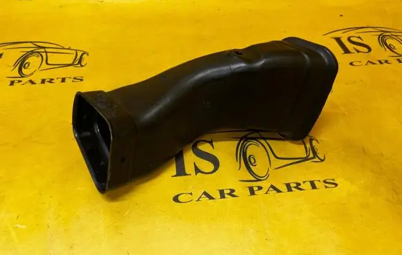 Volvo XC90 Air intake duct part 31370228