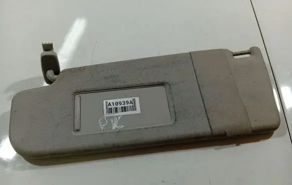 Volkswagen Polo IV 9N3 Sun visor 6q0857551