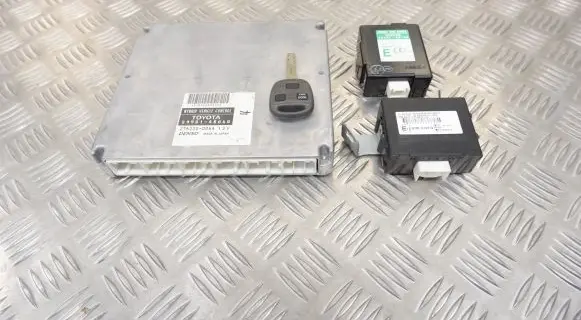 Lexus RX 330 - 350 - 400H Engine ECU kit and lock set 8998148060 8974148150 8978048010