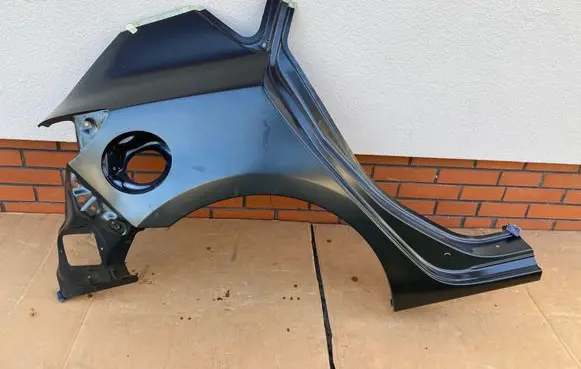 Mazda 3 II Rear quarter panel 