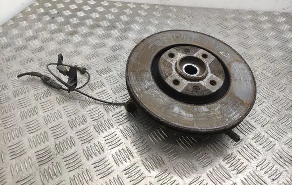 Peugeot 3008 I Front wheel hub