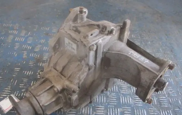 Hyundai Tucson JM Gearbox transfer box case 
