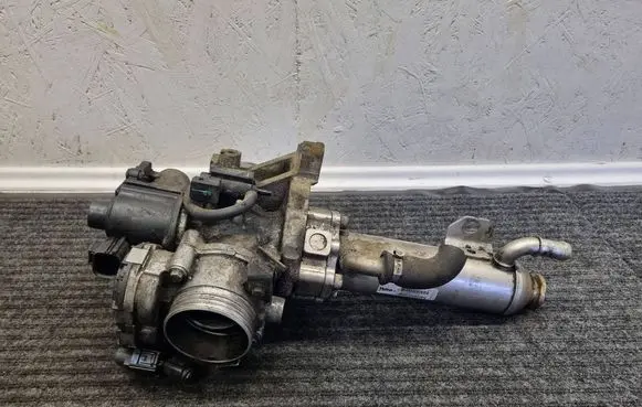 Volvo V70 EGR valve cooler 880172N