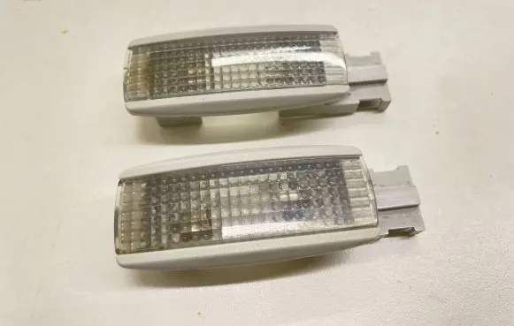 Volkswagen Touran I Other interior light 3B0947113