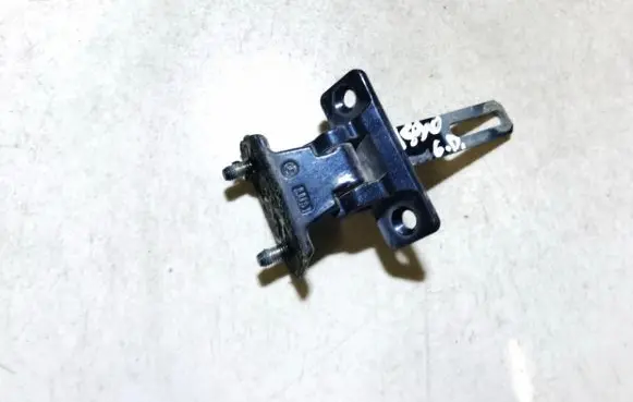 Mercedes-Benz C W202 Rear door lower hinge