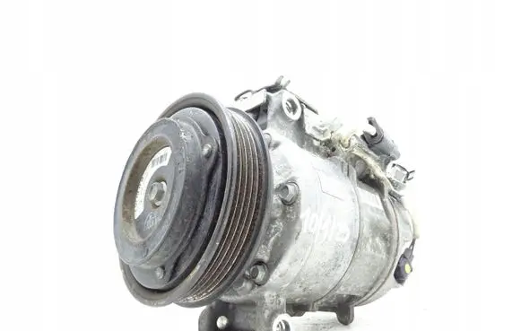 Mercedes-Benz A W176 Air conditioning (A/C) compressor (pump) A0038304460