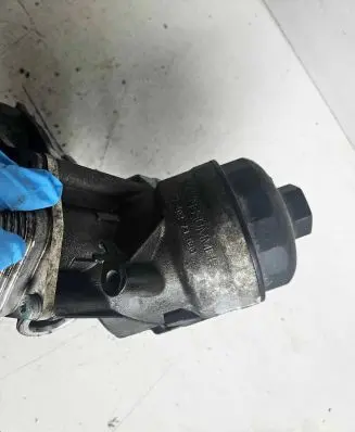 Opel Astra J Engine oil radiator H2745004
