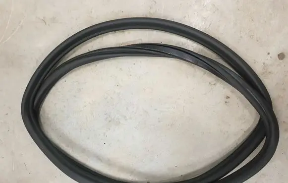Audi A3 S3 A3 Sportback 8P Trunk rubber seal (body) 8P4827705