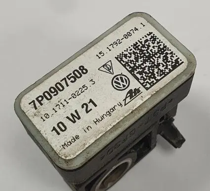 Porsche Cayenne (92A) Airbag deployment crash/impact sensor 7P0907508