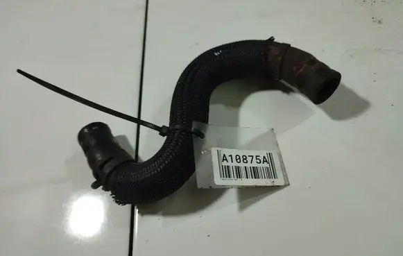 Toyota Auris 150 Engine coolant pipe/hose