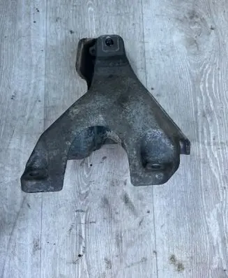 BMW X1 E84 Engine mounting bracket 6788358