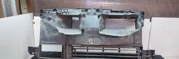 Renault Megane IV Radiator support slam panel 625001359R 214F65316R