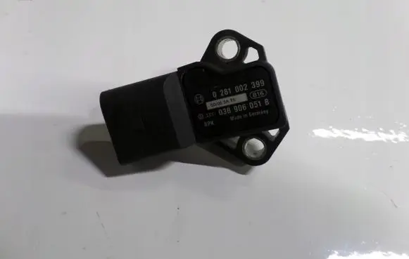 Audi A6 S6 C6 4F Air pressure sensor 038906051B