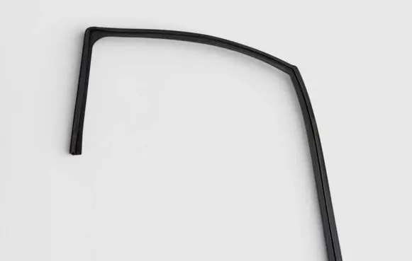 Chevrolet Suburban Rubber seal front door (on door) 84462156 22876540 23221451