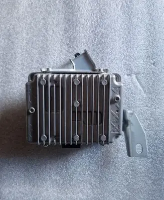 Jeep Cherokee Voltage converter/converter module 56029609AA 39903