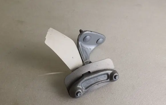 Porsche Panamera (970) Rear door upper hinge 9705316220 A046573