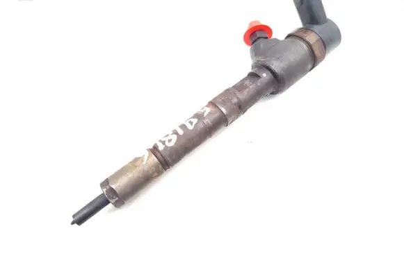 Opel Corsa D Fuel injector 0445110326