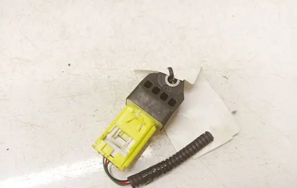 Toyota Yaris Airbag deployment crash/impact sensor 8983102140