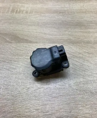 Ford Focus Air flap motor/actuator 3M5H19E616AA