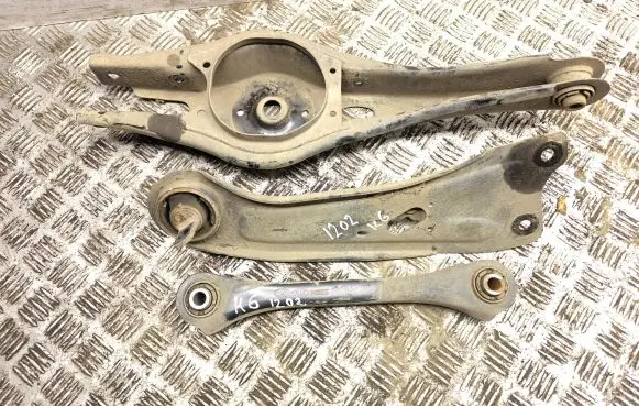 Hyundai Kona I Rear upper control arm/wishbone