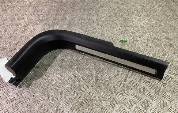Volvo XC90 Front sill trim cover 32244305 39829989