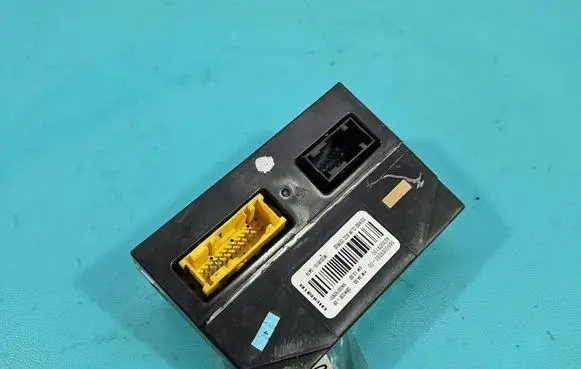 Citroen C4 I Picasso Central body control module 9660069280 IMPRK1521083