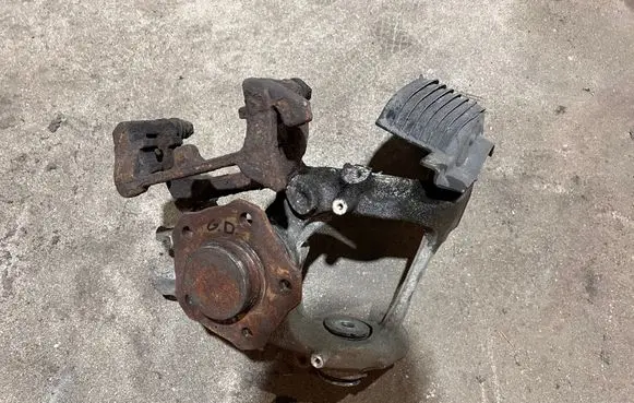 Audi A4 S4 B8 8K Rear wheel hub spindle/knuckle 