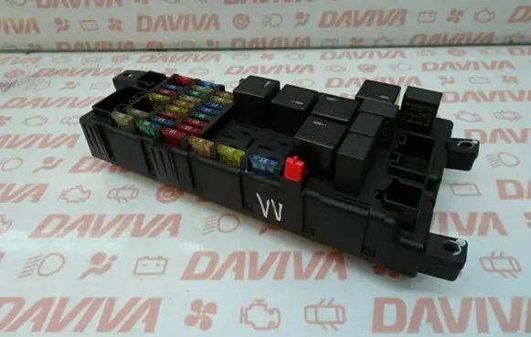 Volvo XC90 Fuse box set 518827001